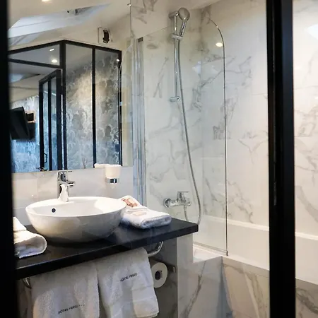 Pruly Centre Hotel 3*