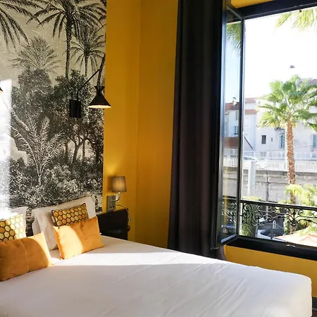 Hotel Pruly Centre 3*