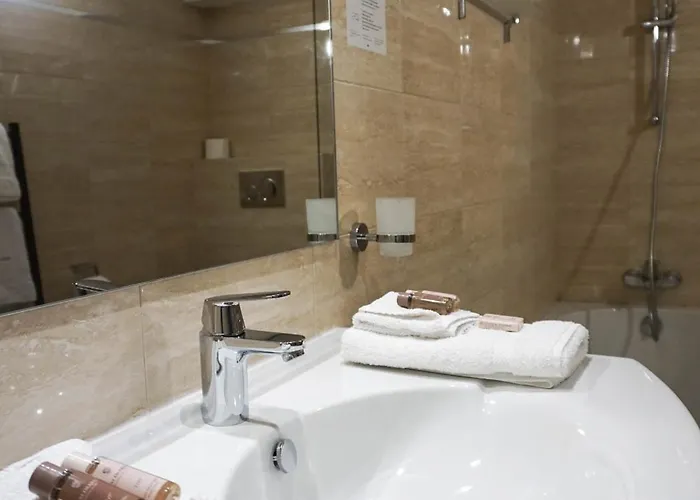 Hotel Pruly Centre 3*