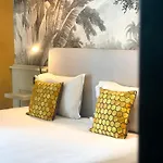 Pruly Centre Hotel