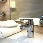 Hotel Pruly Centre