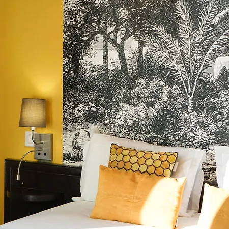 Pruly Centre Hotell 3*