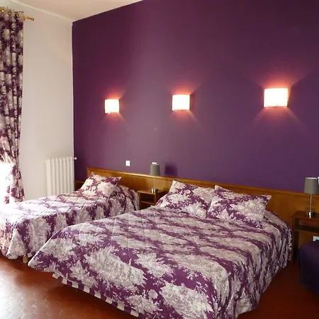 Hotell Pruly Centre 3*
